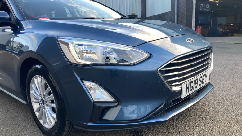 Ford Focus 1.5 EcoBoost 150 Titanium 5dr Auto Petrol Estate